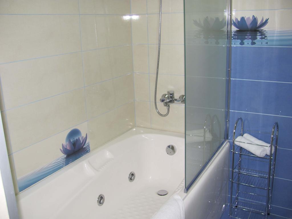 Hotel Gabrisa Razgrad Room photo